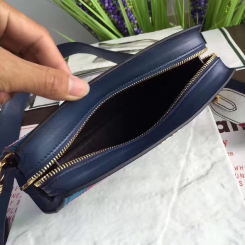 Pra*a-bag-103