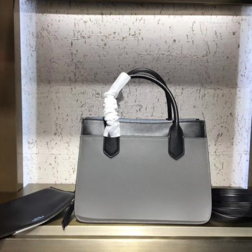 Pra*a-bag-119