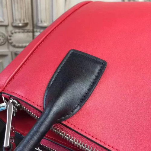 Pra*a-bag-121