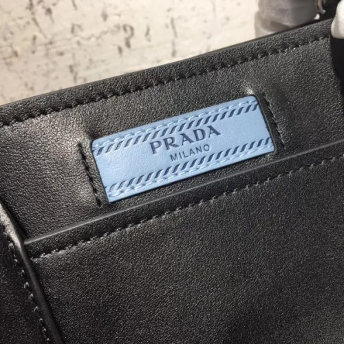 Pra*a-bag-12