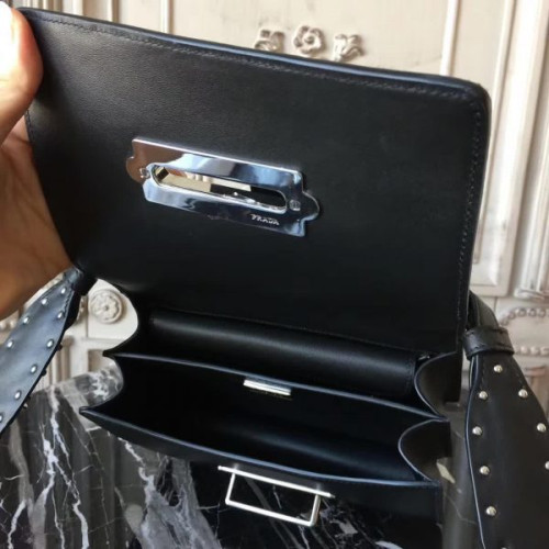 Pra*a-bag-146