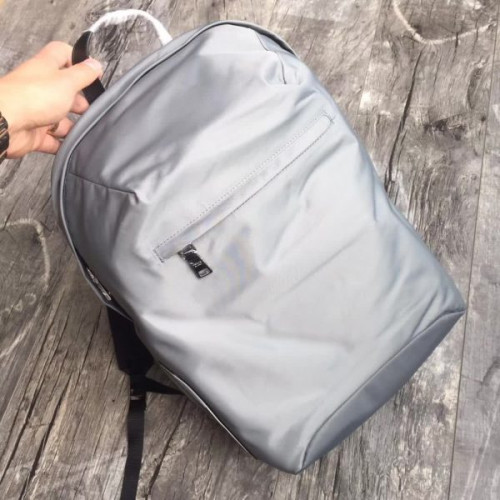 Pra*a-bag-17