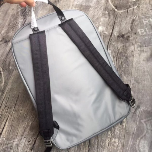 Pra*a-bag-17