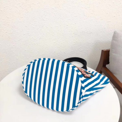 Pra*a-bag-183