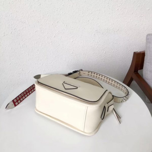 Pra*a-bag-228