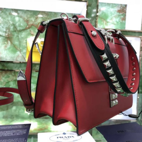 Pra*a-bag-24