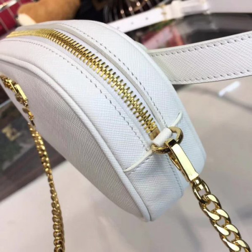 Pra*a-bag-58