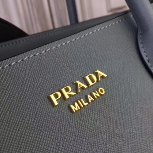 Pra*a-bag-95