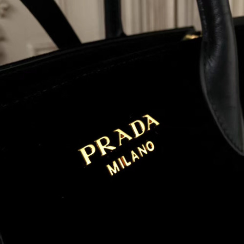 Pra*a-bibliotheque-replica-bag-black-10
