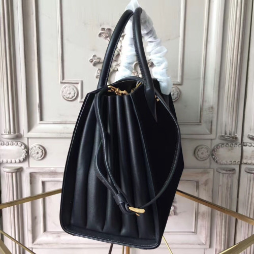 Pra*a-bibliotheque-replica-bag-black-10