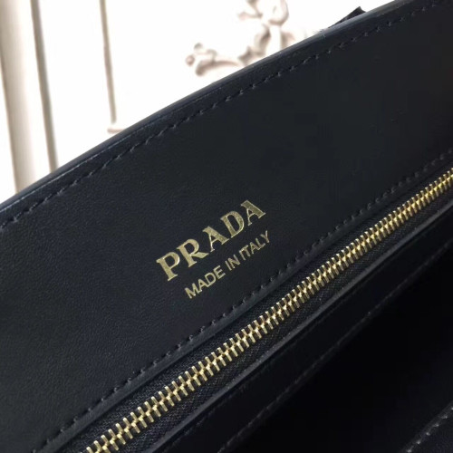 Pra*a-bibliotheque-replica-bag-black-14