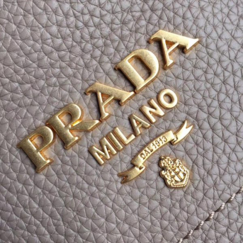 Pra*a-bucket-bag-3