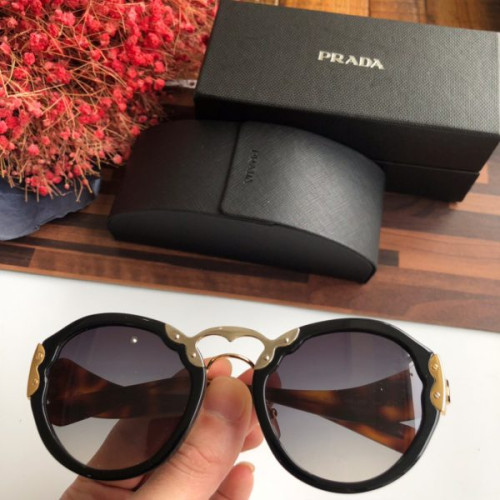 Pra*a-glasses-4