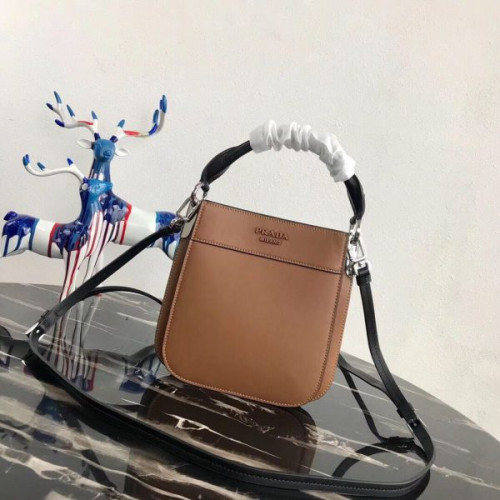 Pra*a-margit-bag-7