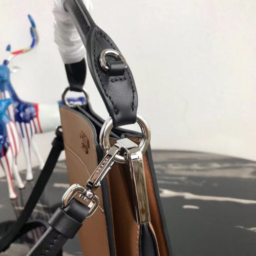 Pra*a-margit-bag-7