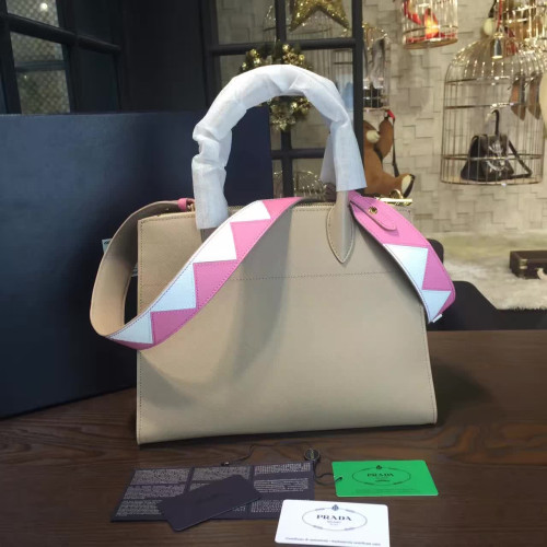 Pra*a-paradigme-replica-bag-beige