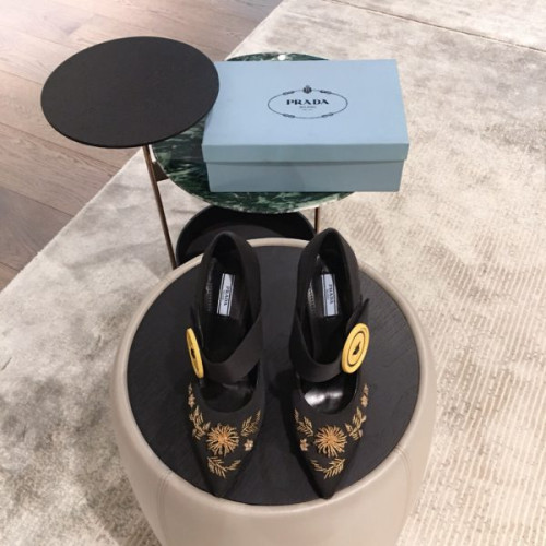 Pra*a-shoes-12
