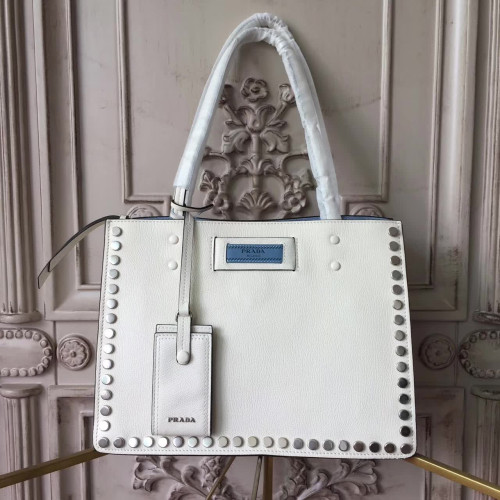 Pra*a-shoulder-bag-8