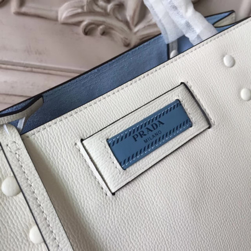 Pra*a-shoulder-bag-8
