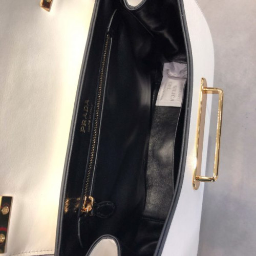 Pra*a-sidonie-large-saffiano-bag-4