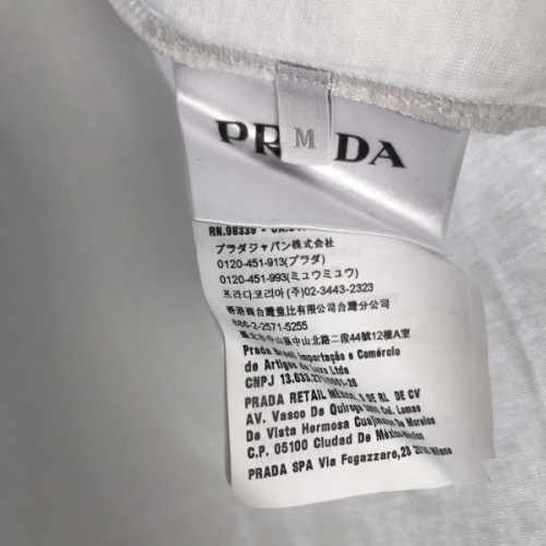 Pra*a-t-shirts