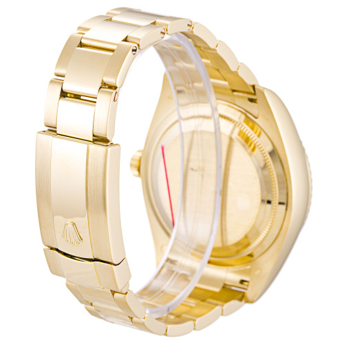 R*l*x-sky-dweller-326938