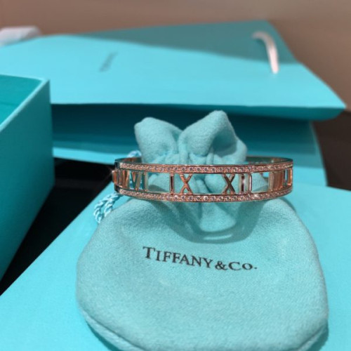 T*f*nyco-bracelet-7-2-4-2-5-2-3-5-2-7-3-3-3-5-2-2