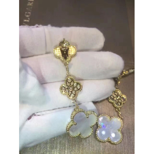 van-cleef-arpels-earrings