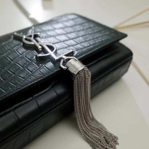 Y*L-monogram-kate-52